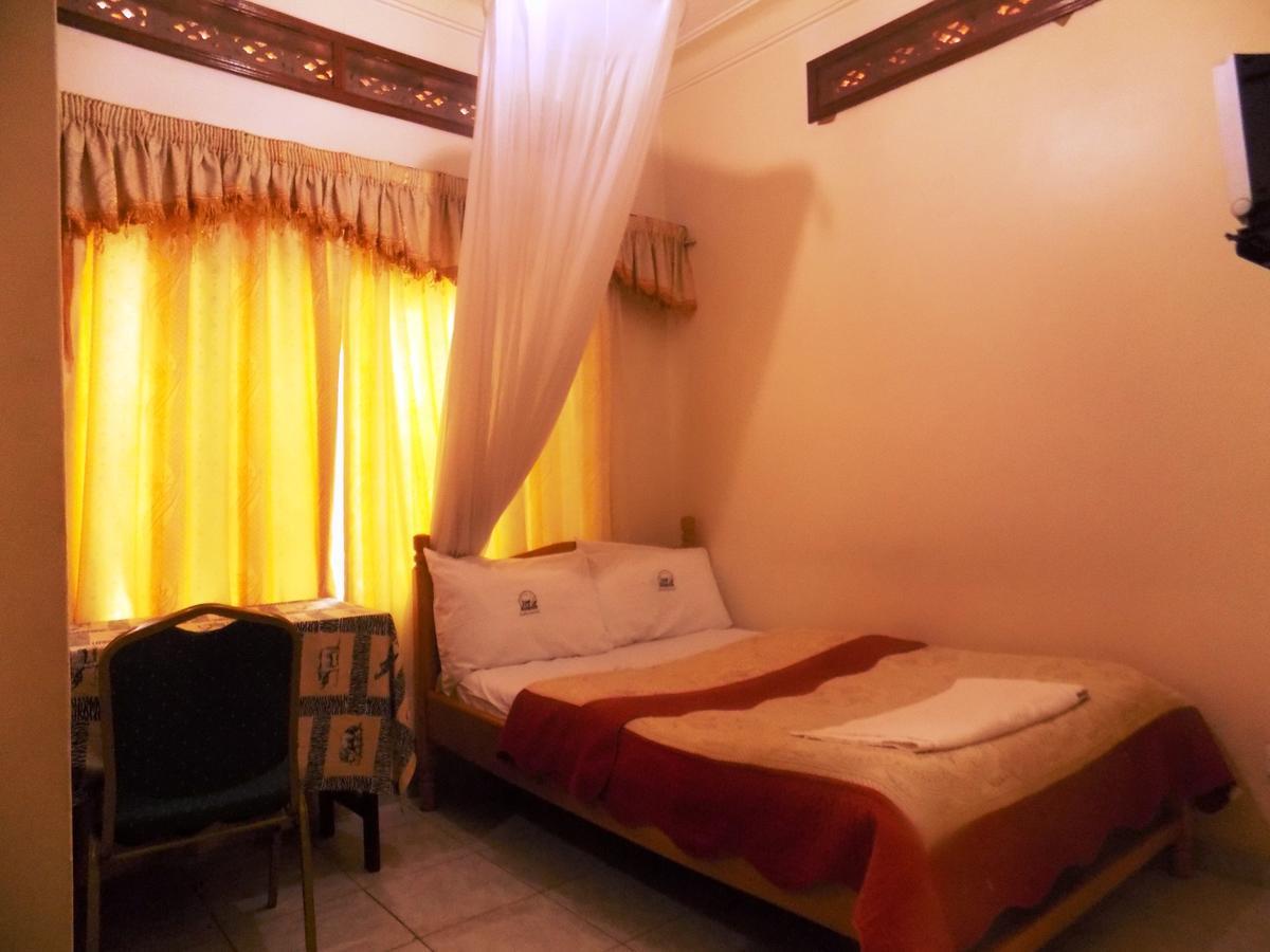 Rhino Motel Mbarara Exteriér fotografie