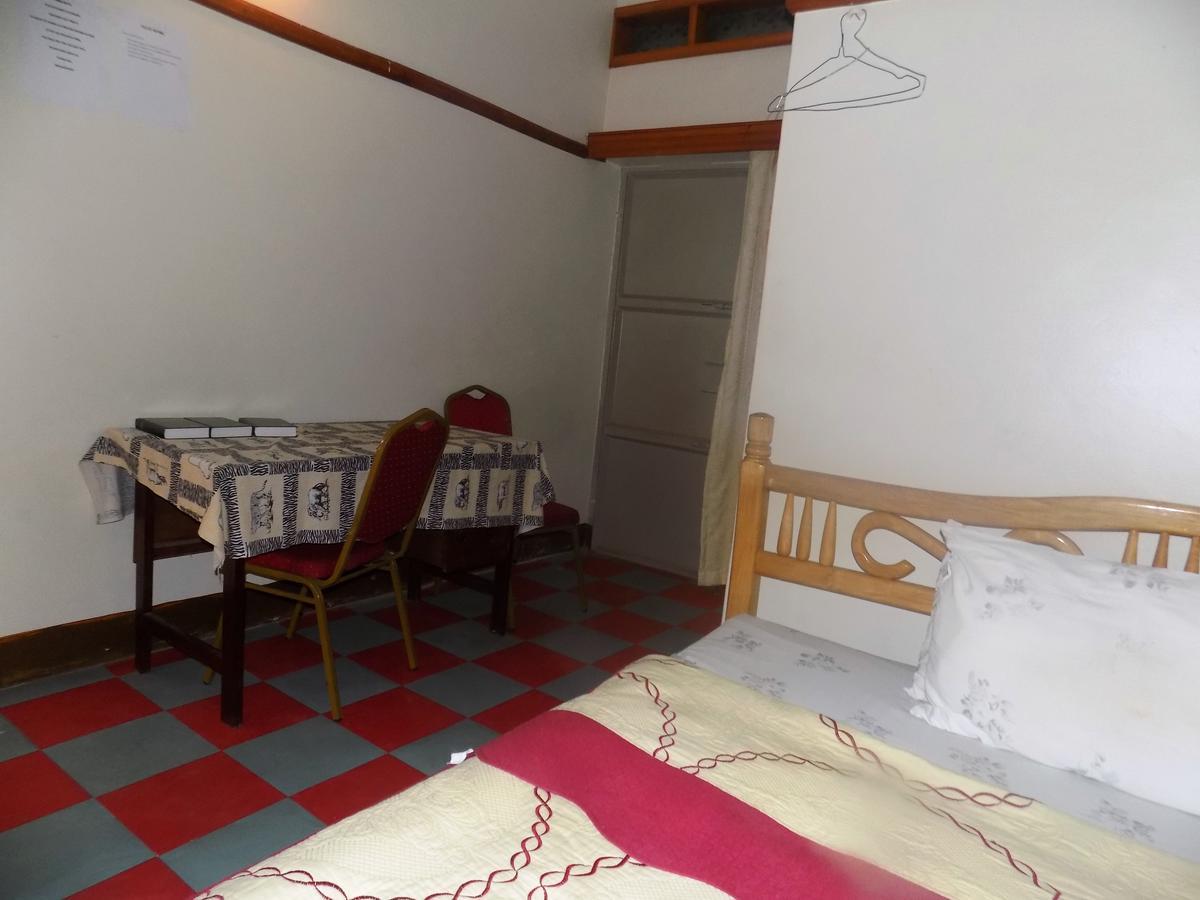 Rhino Motel Mbarara Exteriér fotografie