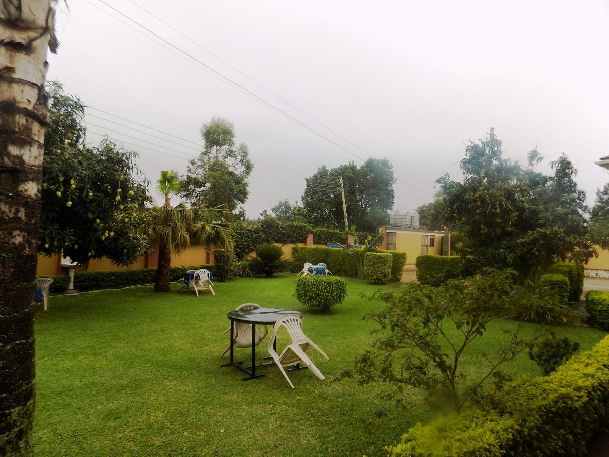 Rhino Motel Mbarara Exteriér fotografie