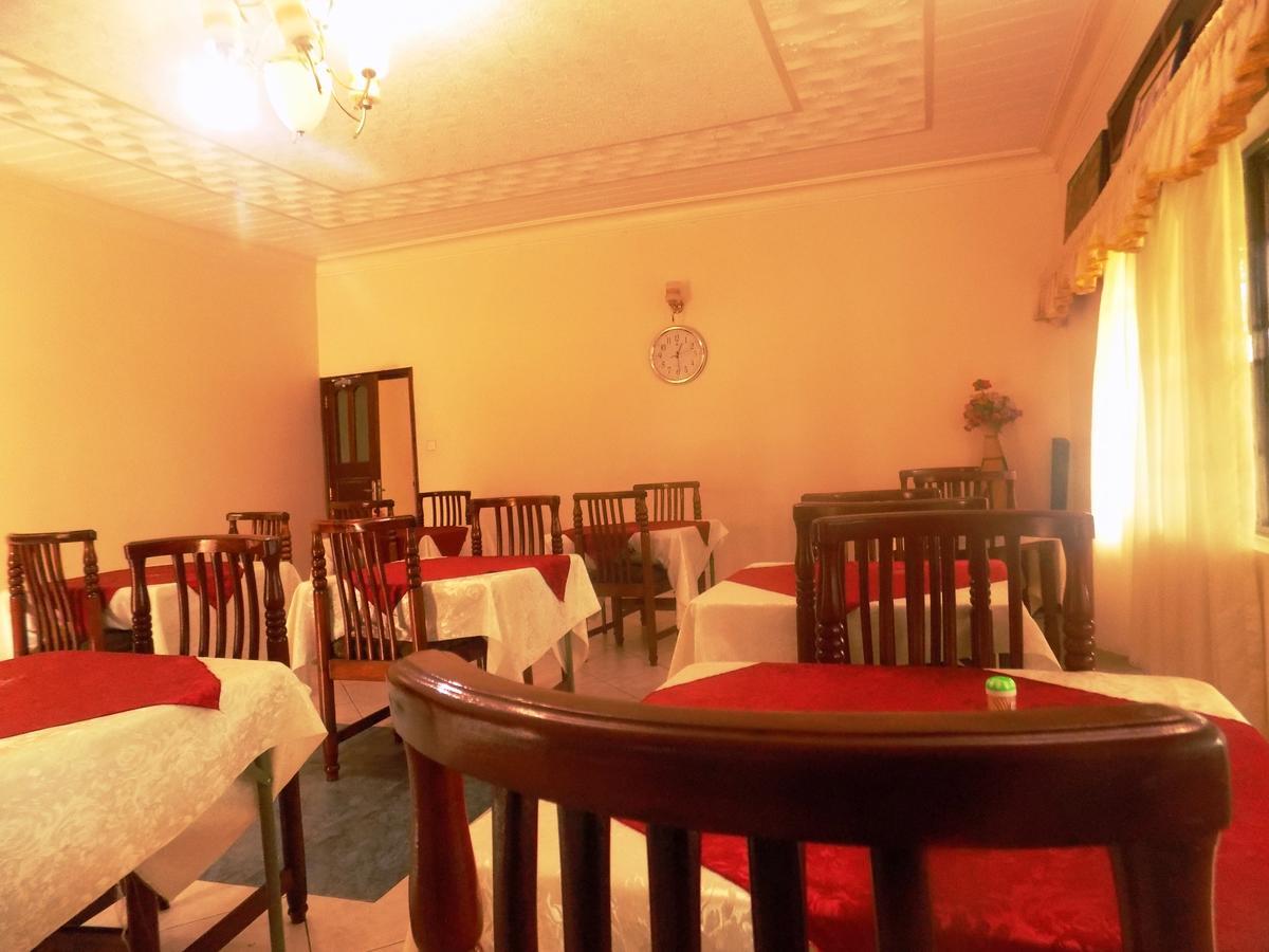 Rhino Motel Mbarara Exteriér fotografie