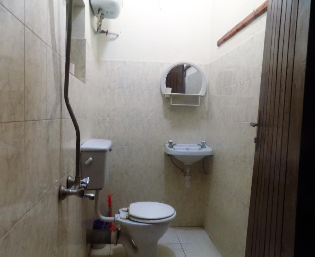 Rhino Motel Mbarara Exteriér fotografie