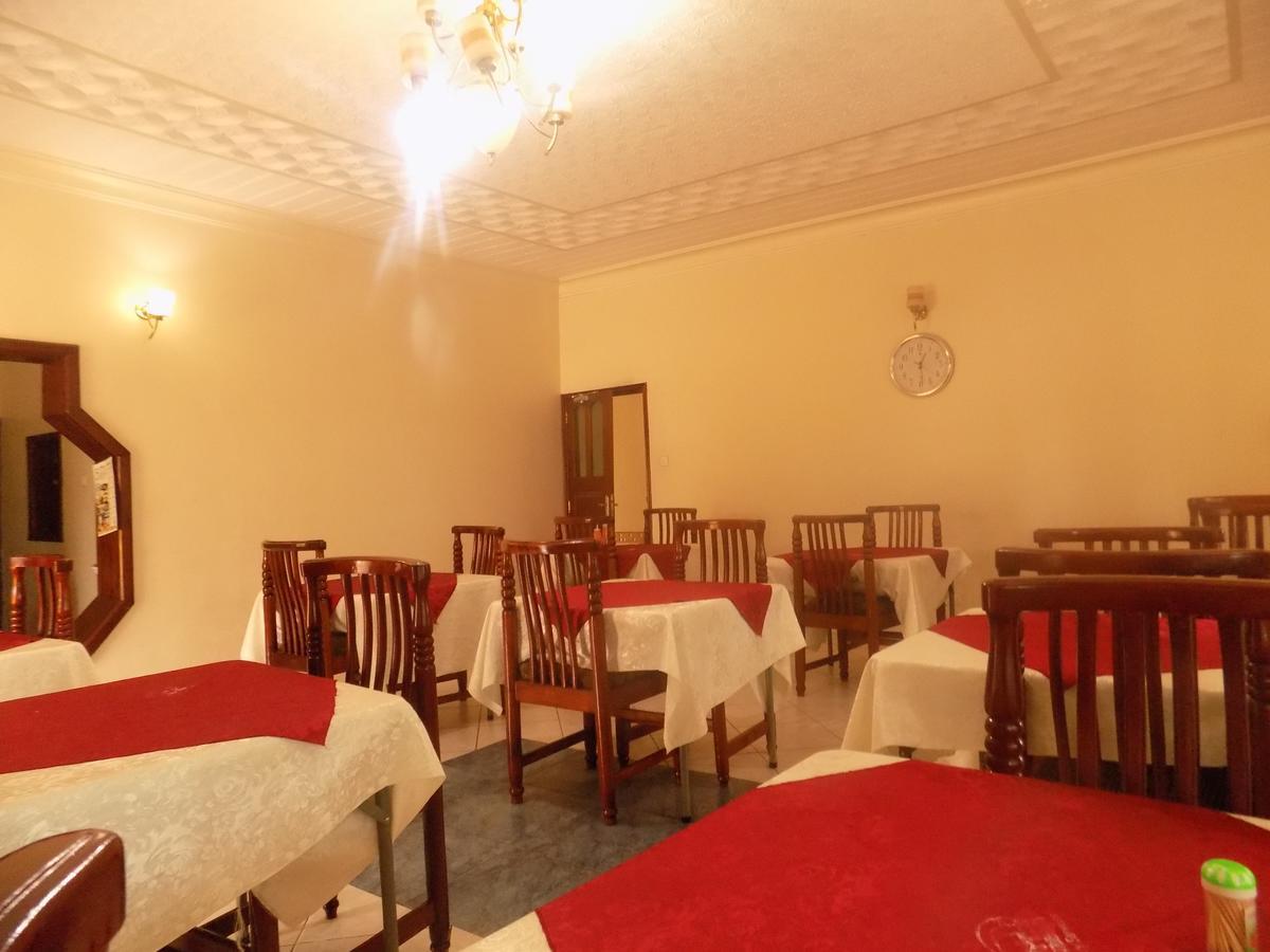 Rhino Motel Mbarara Exteriér fotografie